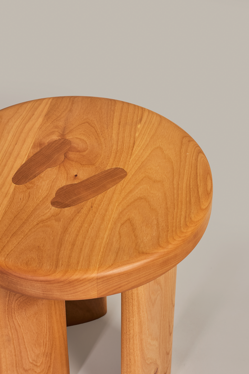 BUTTON STOOL