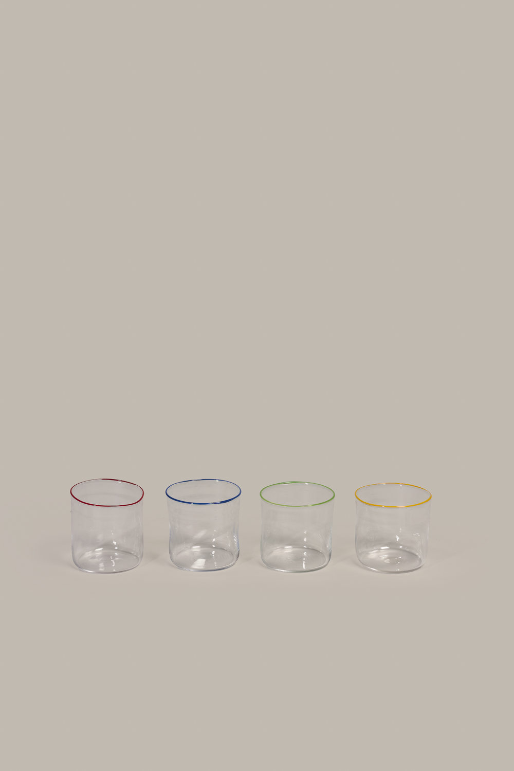SET OF 4 GLASSES