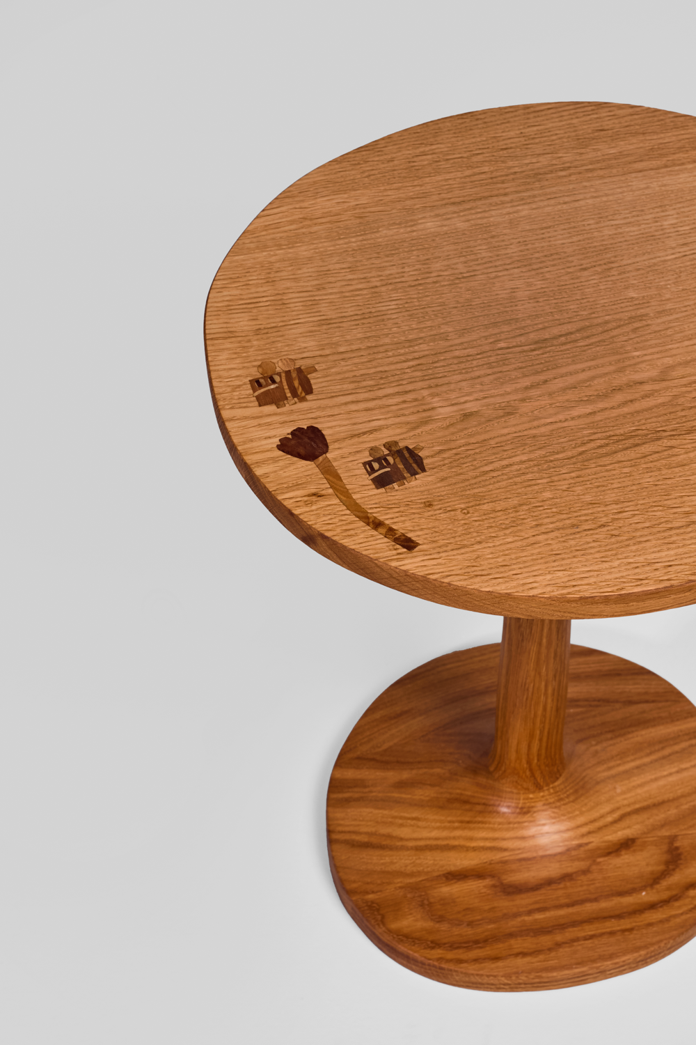 SIDE TABLE