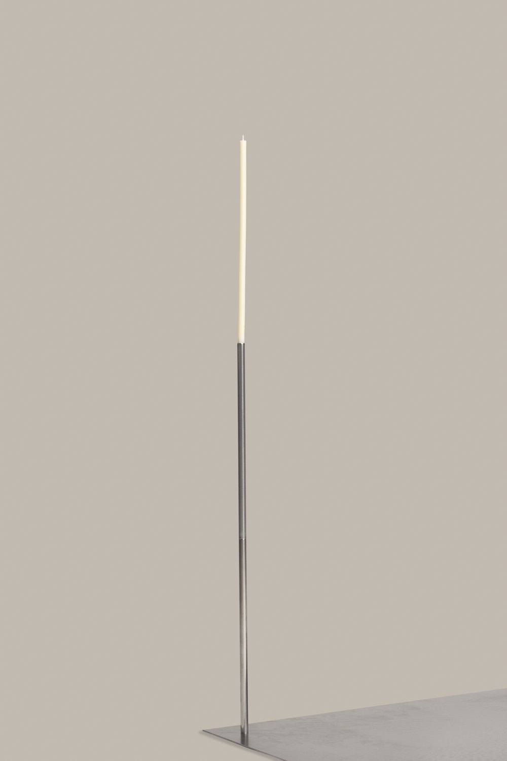 AXIS CANDLEHOLDER